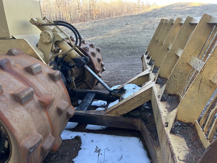 caterpillar-826c-image-8