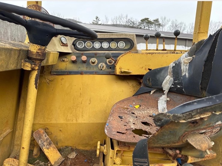 caterpillar-613b-image-10