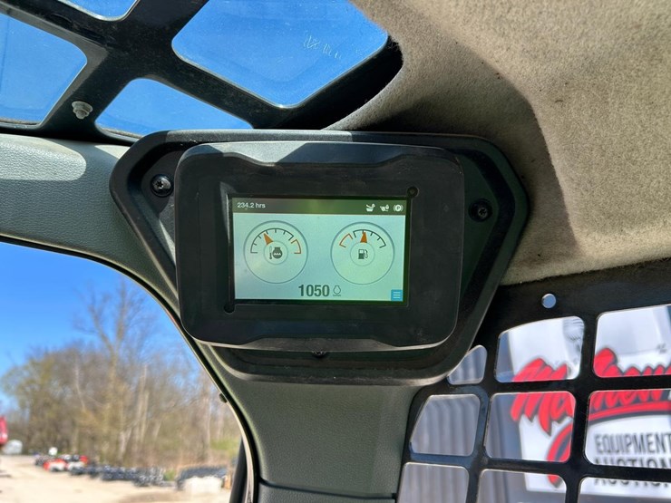 2022-bobcat-s62-image-18