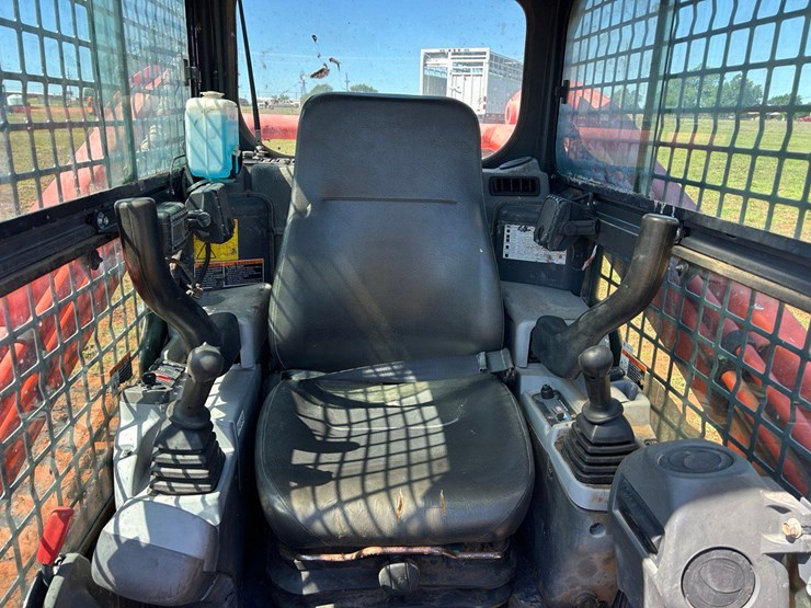 kubota-svl75-2-image-13