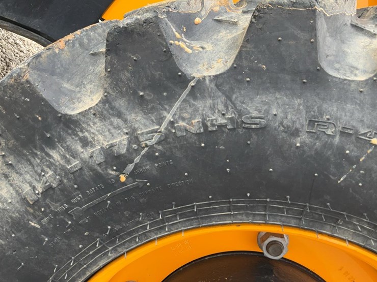 2023-jcb-3cx-image-43