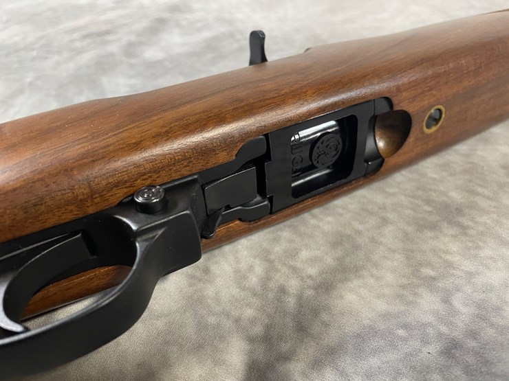 #1250-•-ruger-10122,-22-lr-semi-auto-rifle,-sn:-241-91490,-(neenah,-wi)-image-16