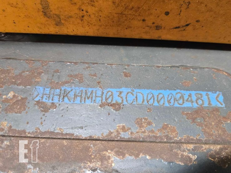 2013-hyundai-robex-35z-9-image-37