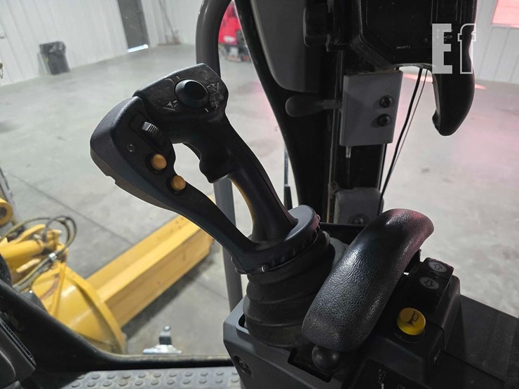 2019-caterpillar-140m3-image-17