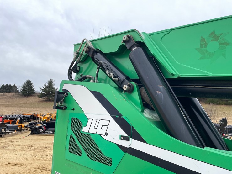 2015-sky-trak-10054-image-23