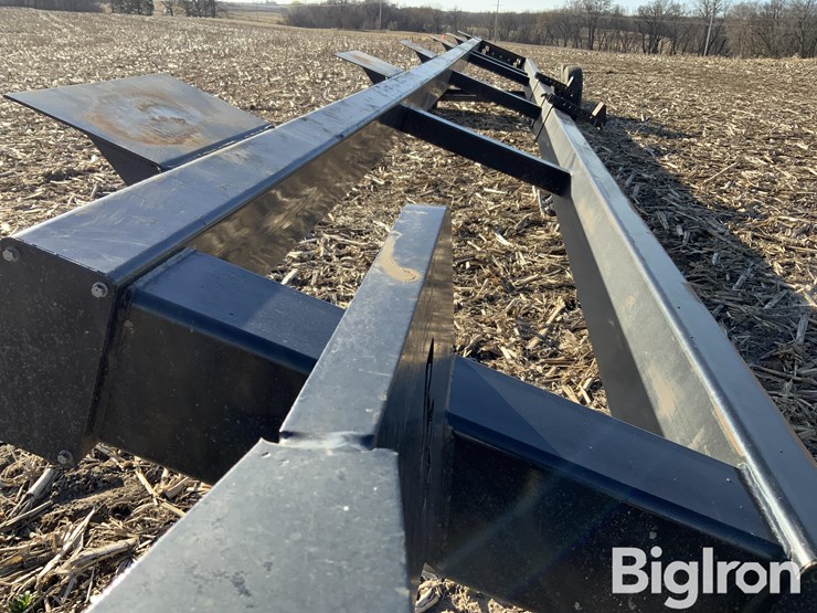 2016-road-runer-hd-42-header-trailer-image-9