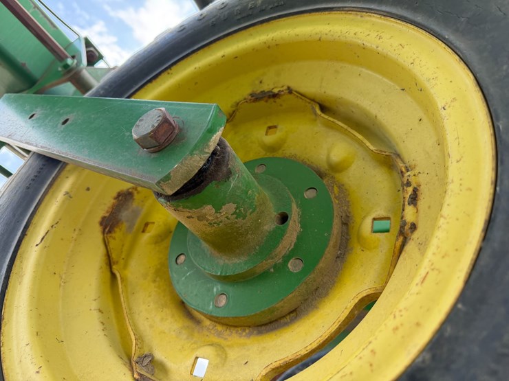 john-deere-1720-image-7