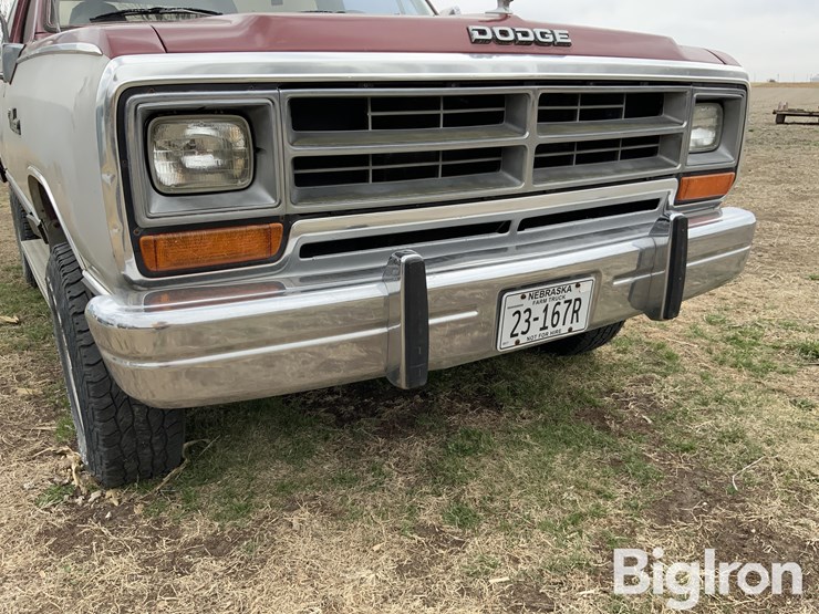 1988-dodge-ram-charger-image-11