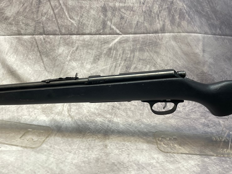 #2712-•-glenfield-model-25-bolt-action-22-s-l-lr-rifle-sn:-26522889-(princeton,-mn)-image-7