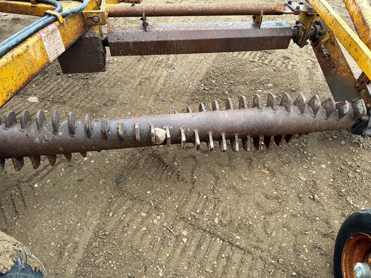 haybuster-h106-image-12