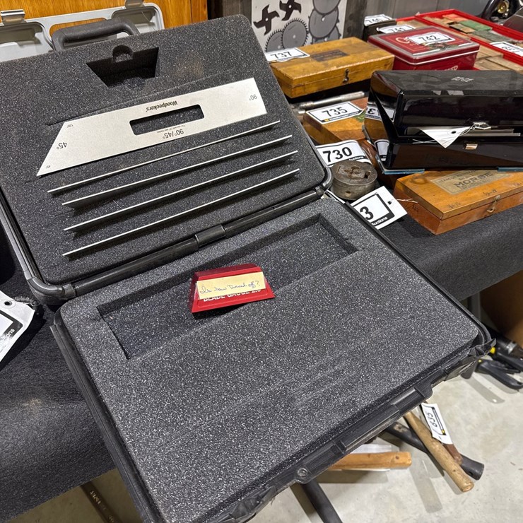 #725 • BLADE GAUGE