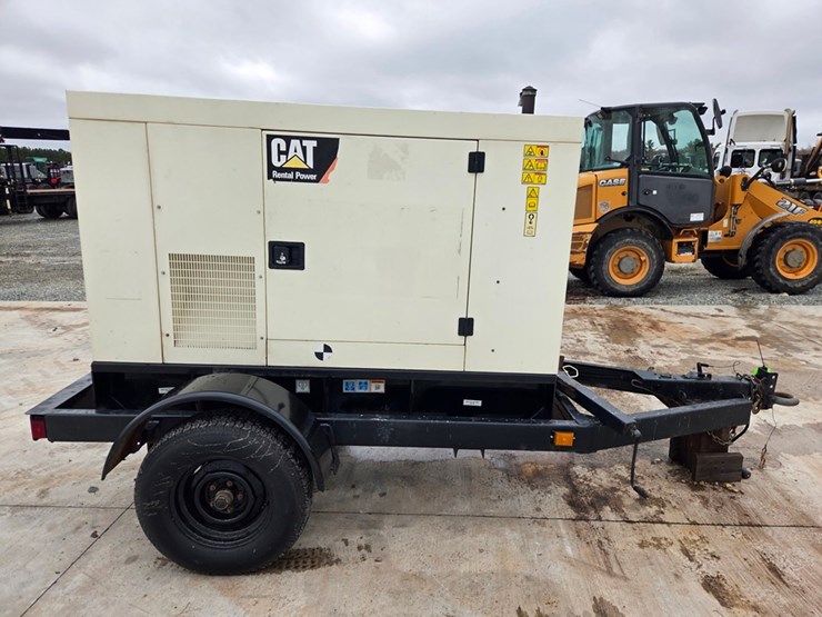 2011-caterpillar-xq20-image-6