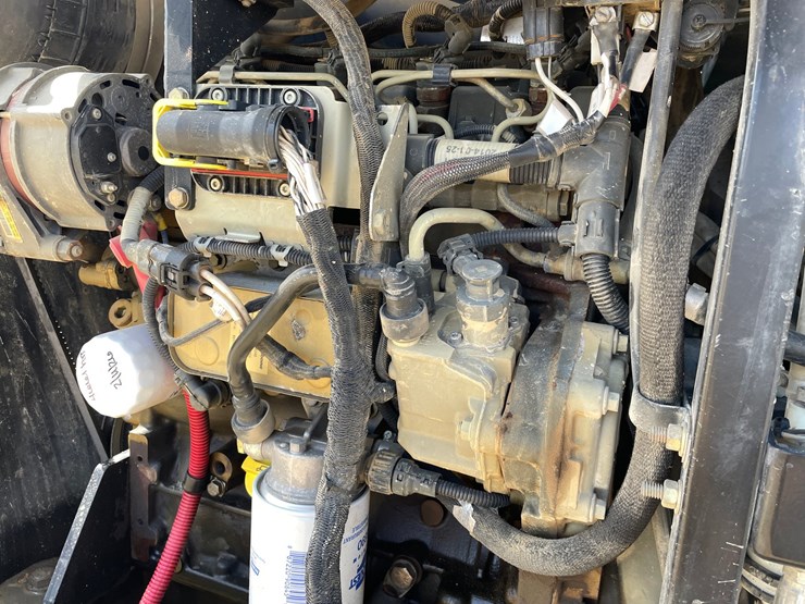 2014-jlg-g5-18a-image-44