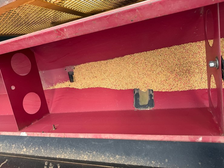 #45251-•-scotts-levee-packer-with-w&a-seeder-image-41