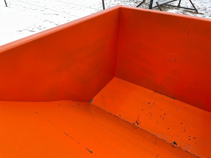 #2005-•-1.5-yard-self-dumping-hopper-image-8