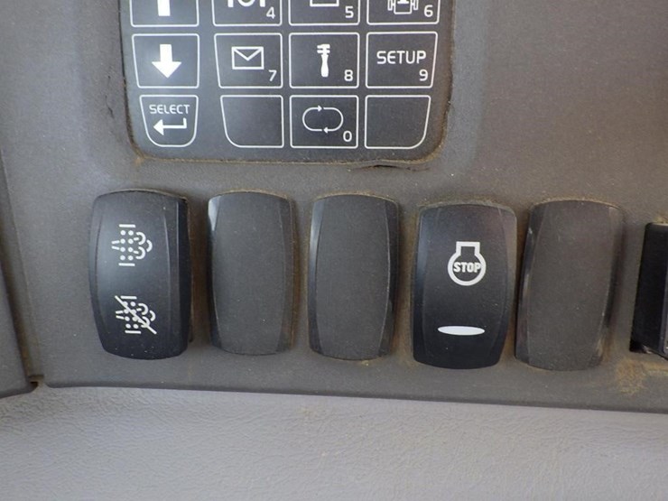 2018-volvo-a45g-image-44