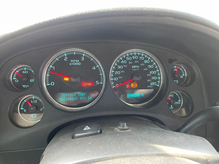 2008-gmc-3500hd-image-38