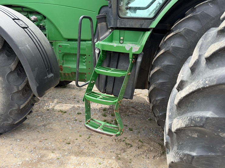 2010-john-deere-8270r-image-29
