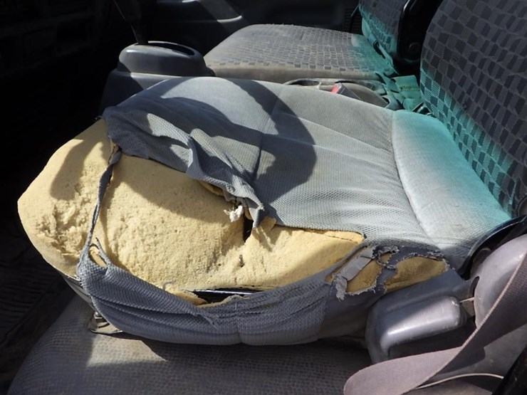 2007-isuzu-nqr-image-22