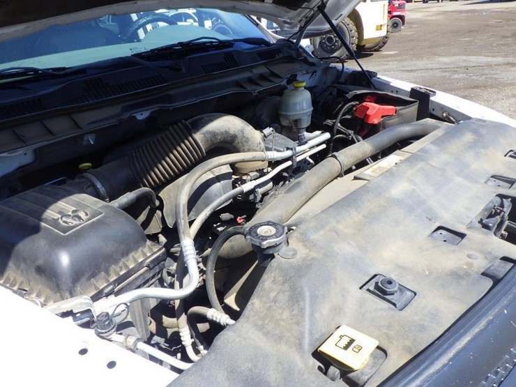 2014-dodge-1500-image-11