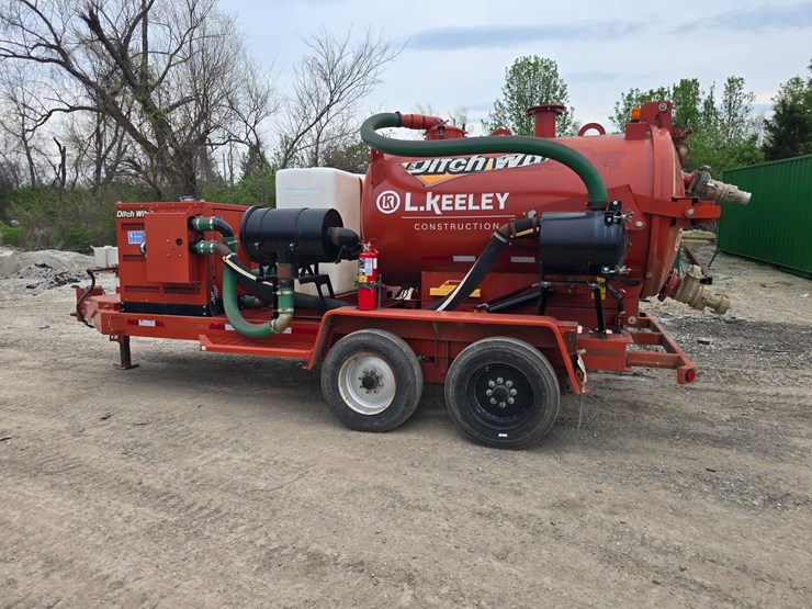 2017-ditch-witch-fx30-image-8