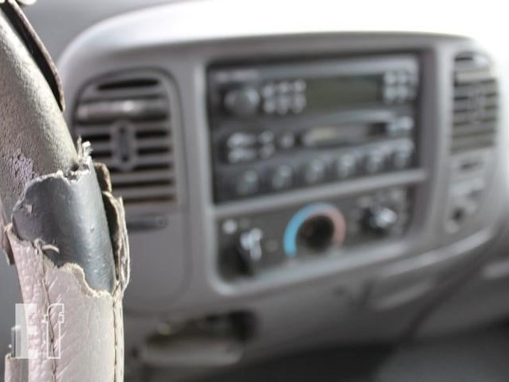 1999-ford-f150-image-9