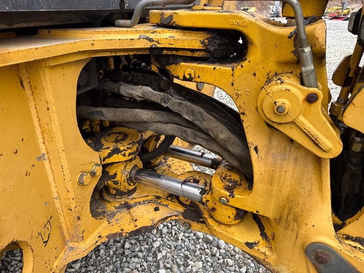 2001-deere-310sg-image-56