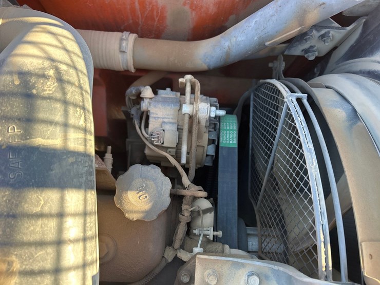 2021-hitachi-zx225-image-42