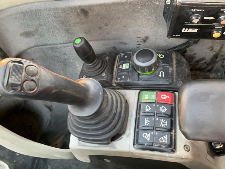 2019-wacker-neuson-et145-image-22