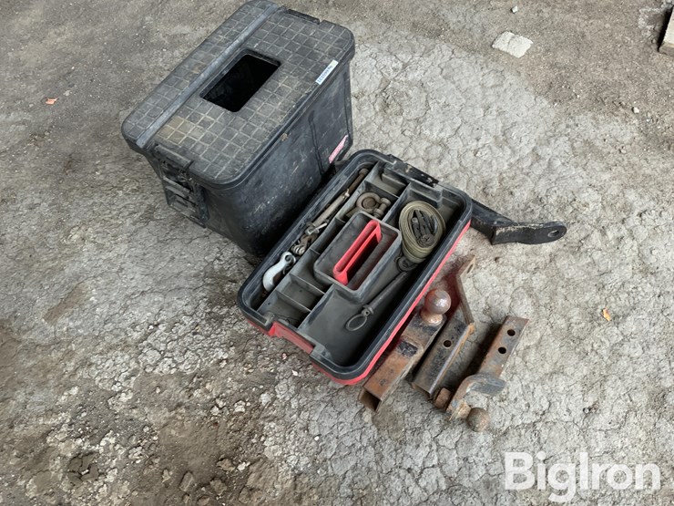 hitches,-pins,-carrying-case-image-3