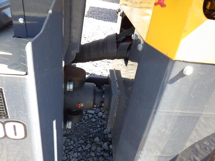 2026-sdlool-1000-vibratory-smooth-drum-roller-image-7