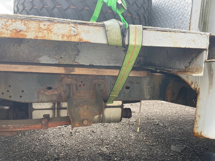 2010-ford-f250-xl-image-24