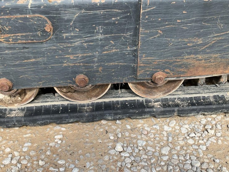 2021-jcb-215t-image-45