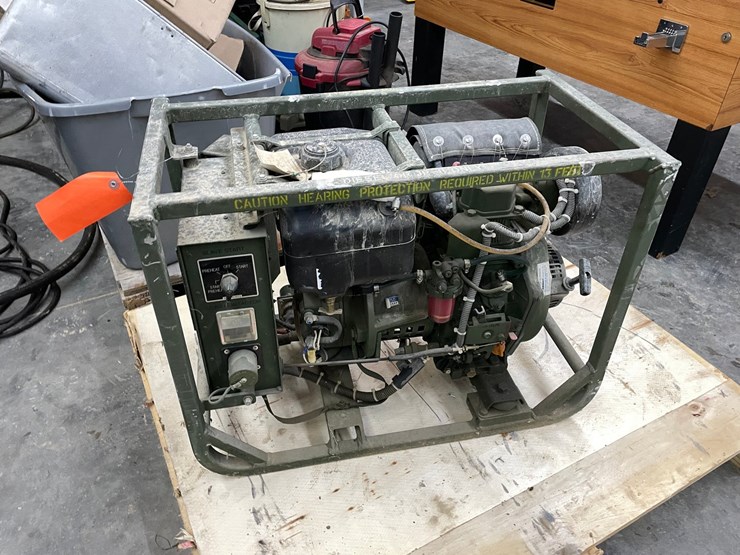 #7547-•-military-diesel-generator-image-2