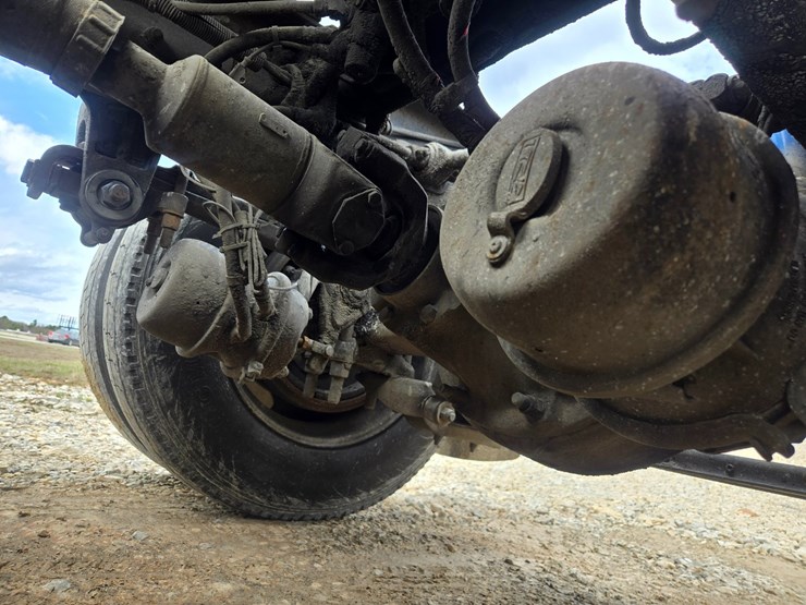 2000-peterbilt-379-image-83