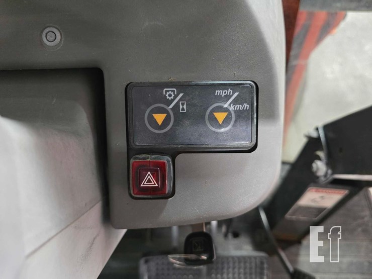 kubota-m108s-image-19