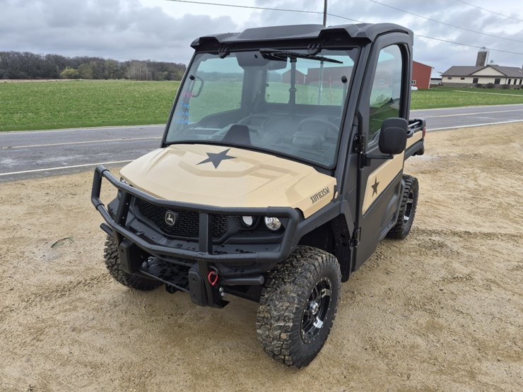 john-deere-gator-image-2