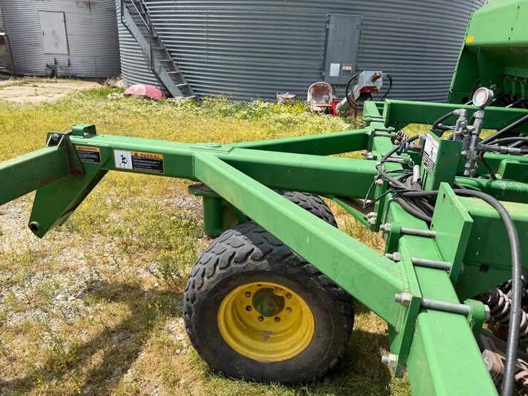 john-deere-1590-image-68