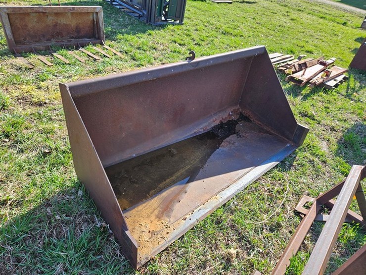 #555-•-72"-high-capacity-bucket-image-6