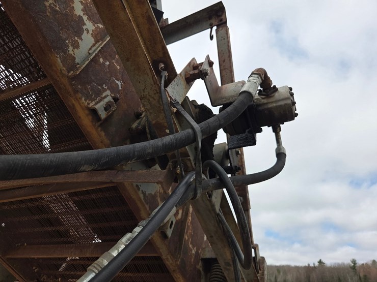 massey-ferguson-8-image-29