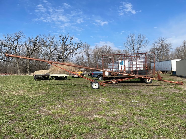 #3099-•-feterl-52'-auger-image-3