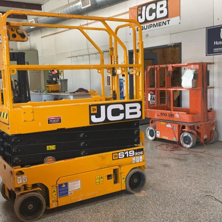 #405 • JCB S1930E Scissor Lift