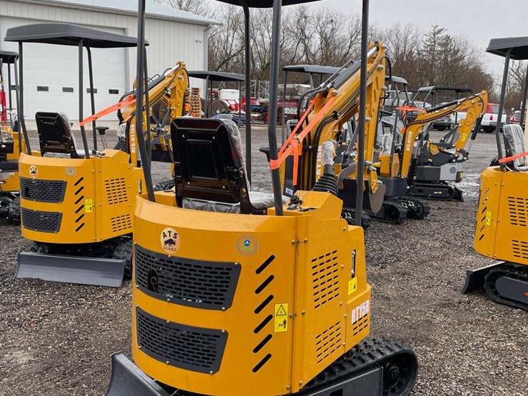 #3247-•-2026-ats-rt15r-mini-excavator-image-3