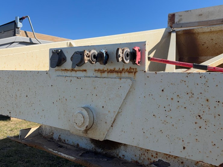 2010-dakota-belly-dump-trailer-image-18