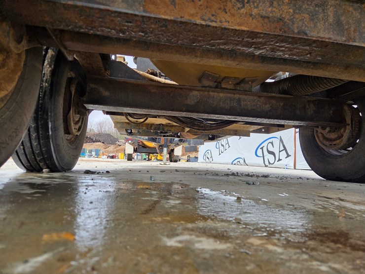 2019-massey-ferguson-8-image-38