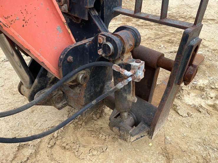 2005-jlg-g9-43a-image-30