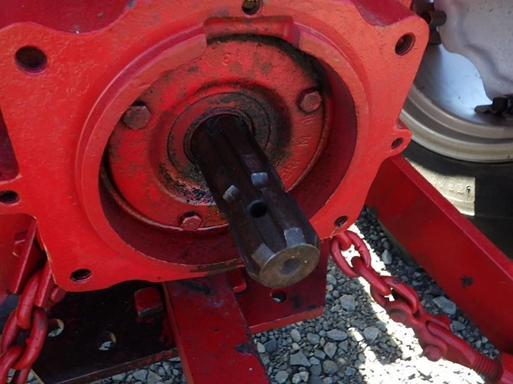 international-tractor-image-11