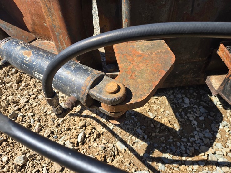 caterpillar-3208-image-19