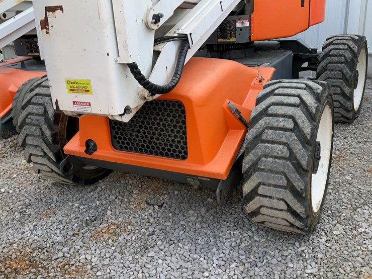 #304-•-2019-snorkel-46'-4wd-articulating-boom-lift-#2-image-5