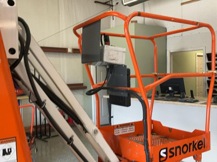 #313-•-2019-snorkel-mb26j-mast-lift-image-14